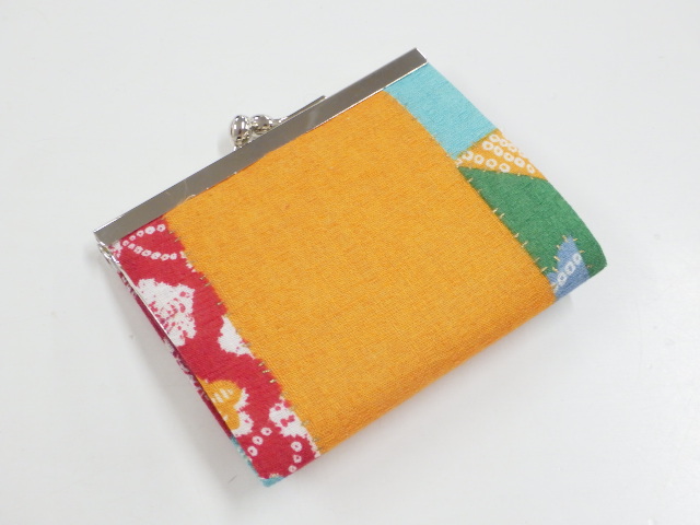 JAPANESE KIMONO / VINTAGE CLASP COIN CASE / TRADITIONAL PATTERN